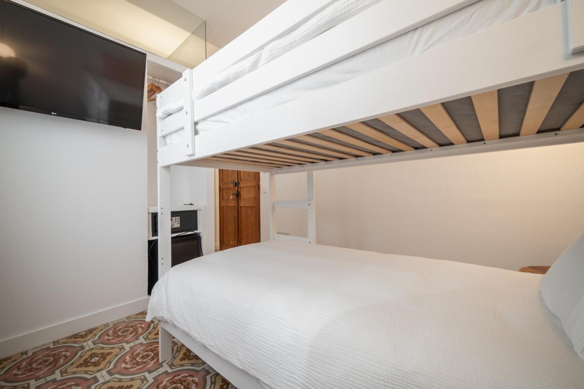 Llonga'S Hostel סיוטאדלה מראה חיצוני תמונה