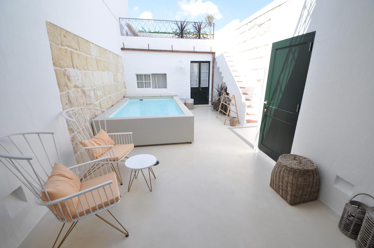 Llonga'S Hostel סיוטאדלה מראה חיצוני תמונה